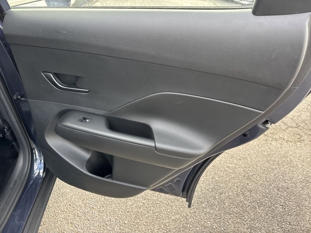 2025 Hyundai Kona SE