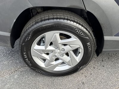 2025 Hyundai Kona SE