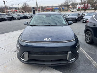 2025 Hyundai Kona SE