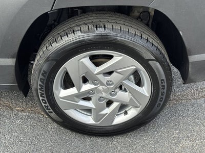 2025 Hyundai Kona SE