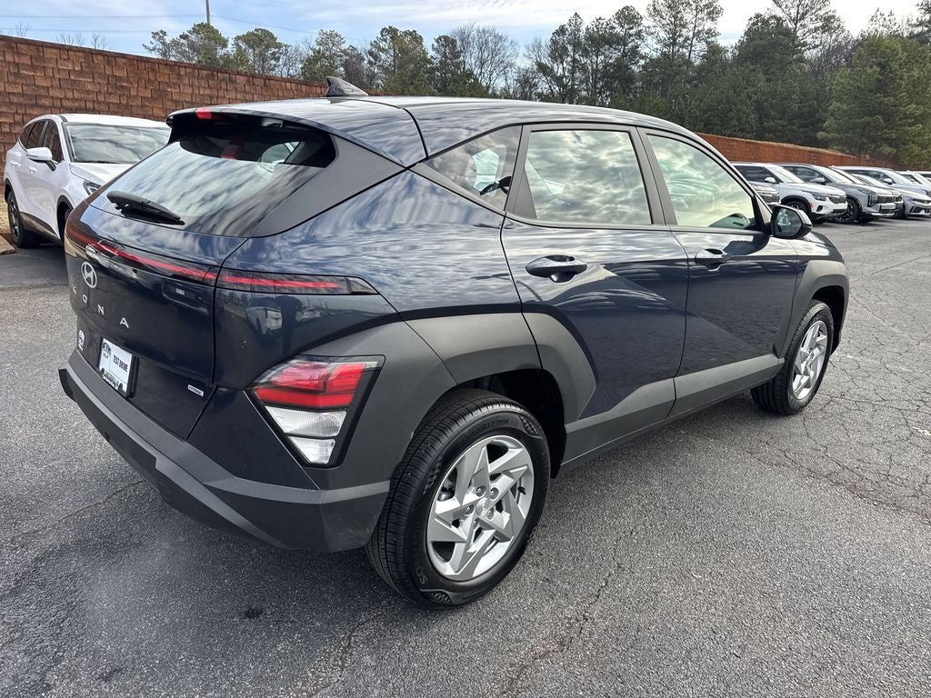 2025 Hyundai Kona SE