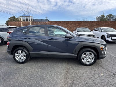 2025 Hyundai Kona SE
