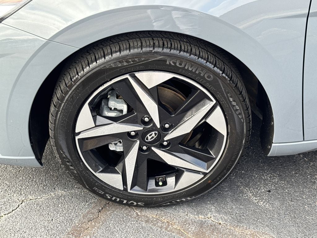 2023 Hyundai Elantra Limited