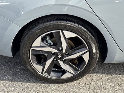 2023 Hyundai Elantra Limited