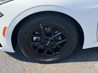 2026 Kia K5 LXS