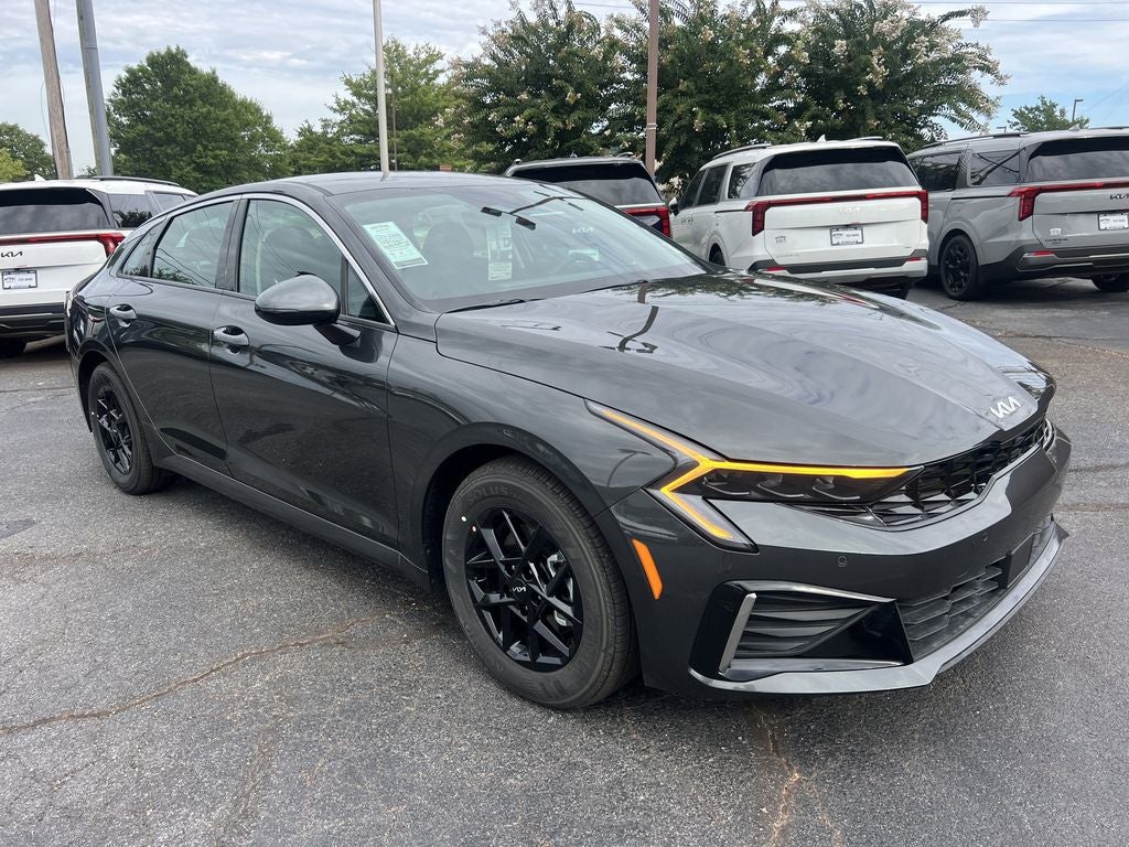 2025 Kia K5 LXS