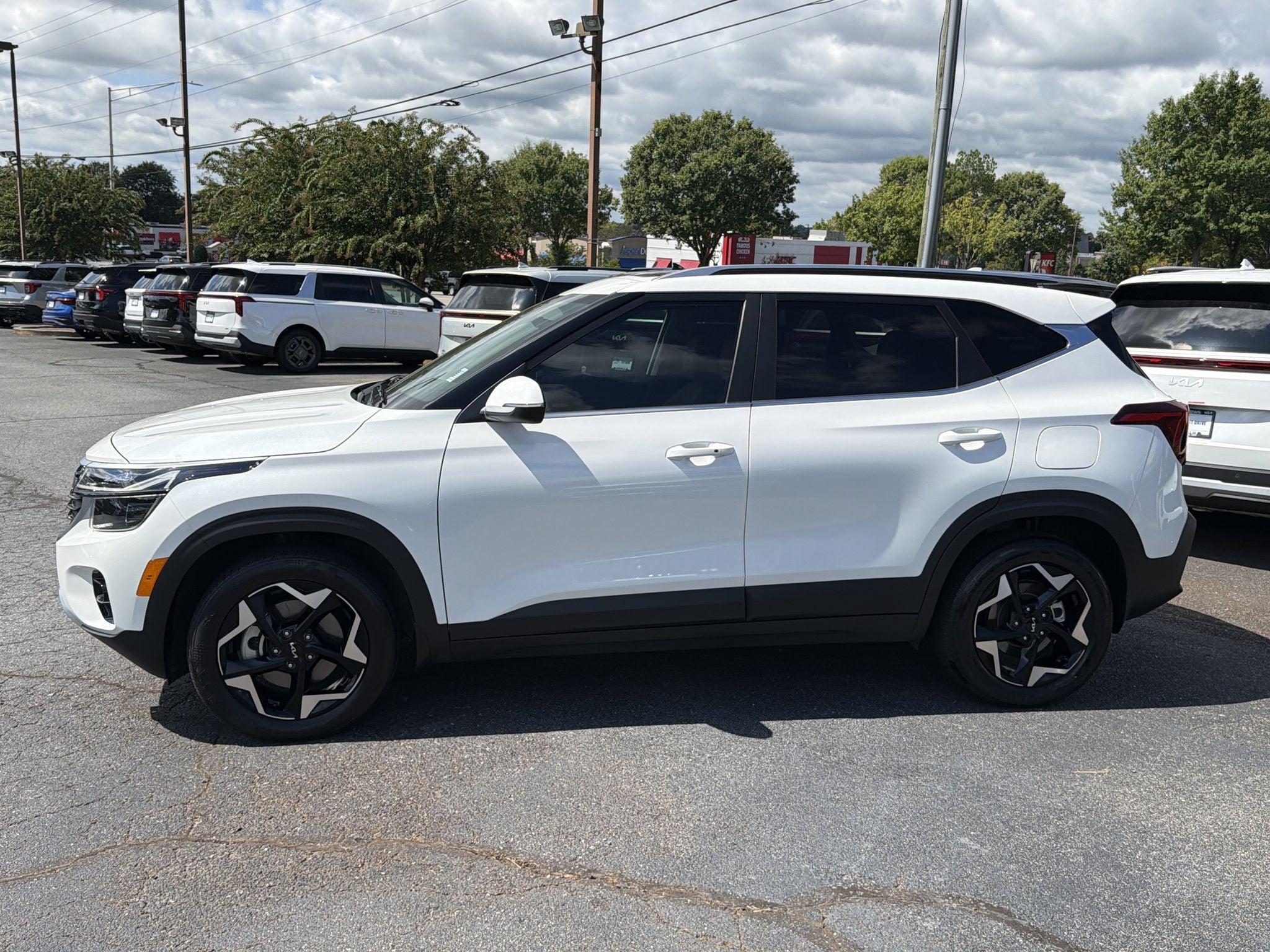 2024 Kia Seltos EX