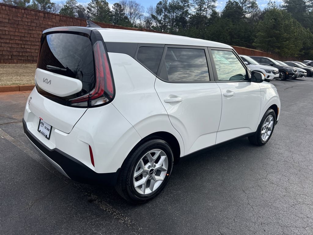 2025 Kia Soul LX