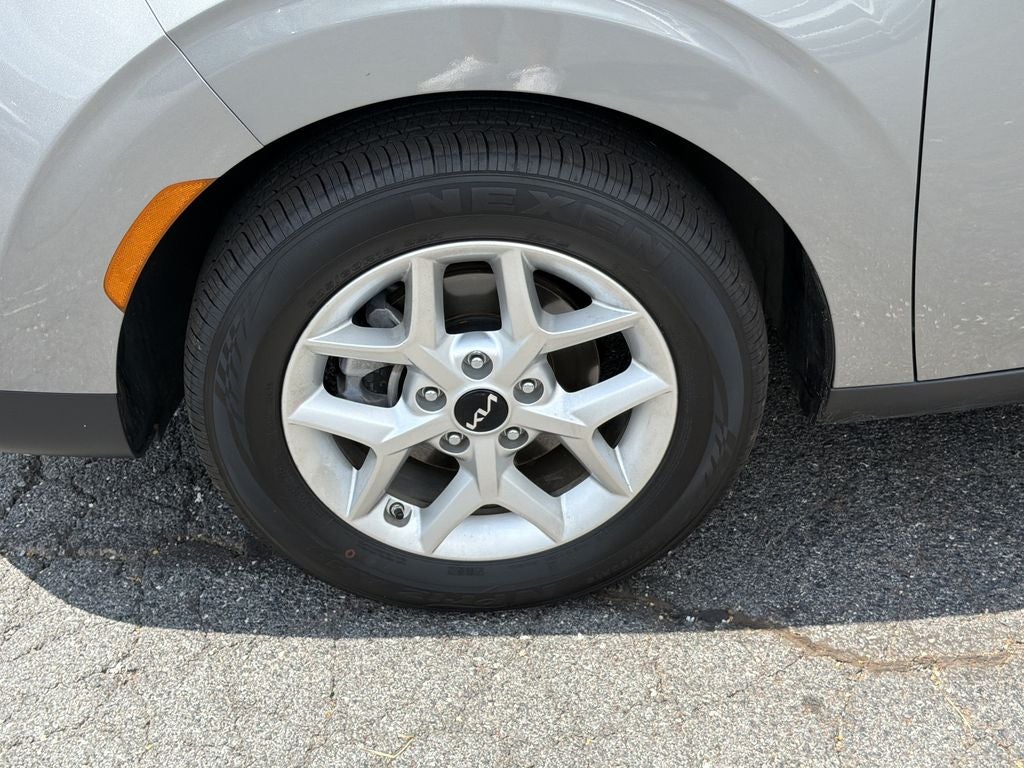 2024 Kia Soul LX