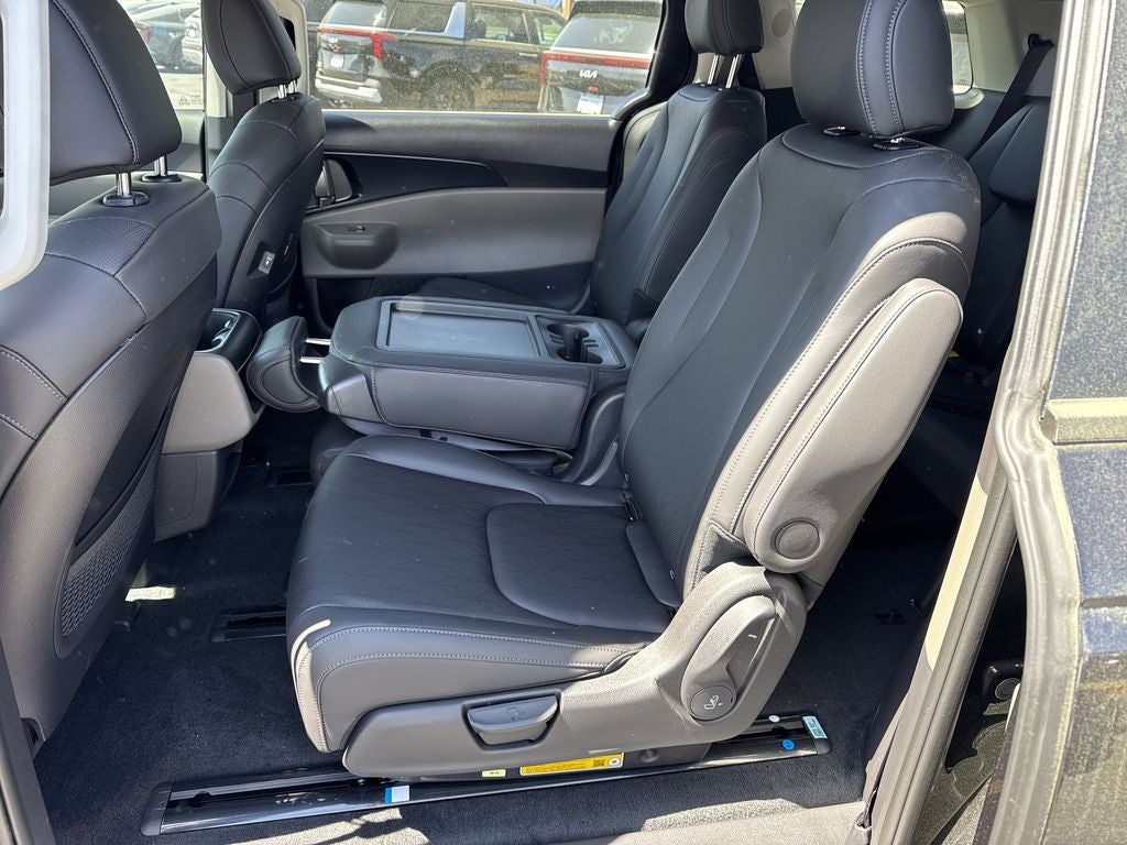 2026 Kia Carnival LX