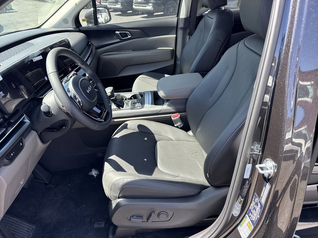 2026 Kia Carnival LX