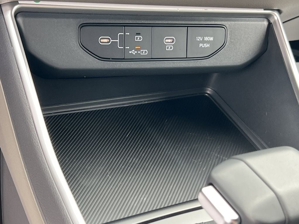 2026 Kia Carnival LX