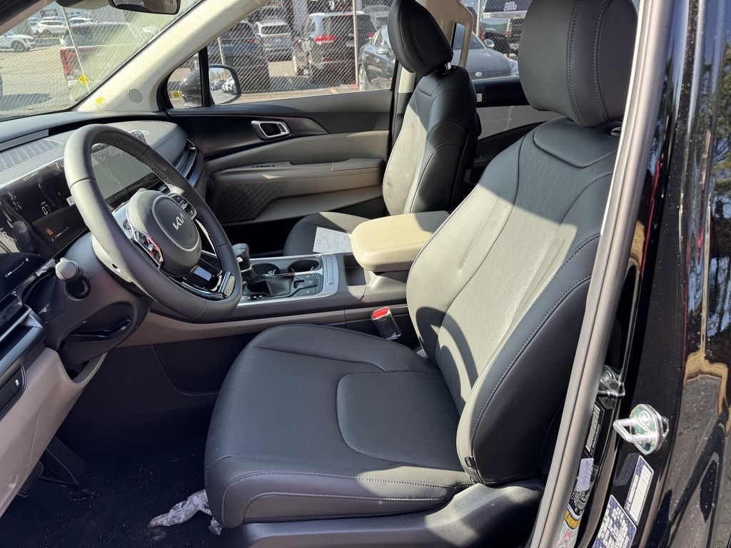 2026 Kia Carnival LX