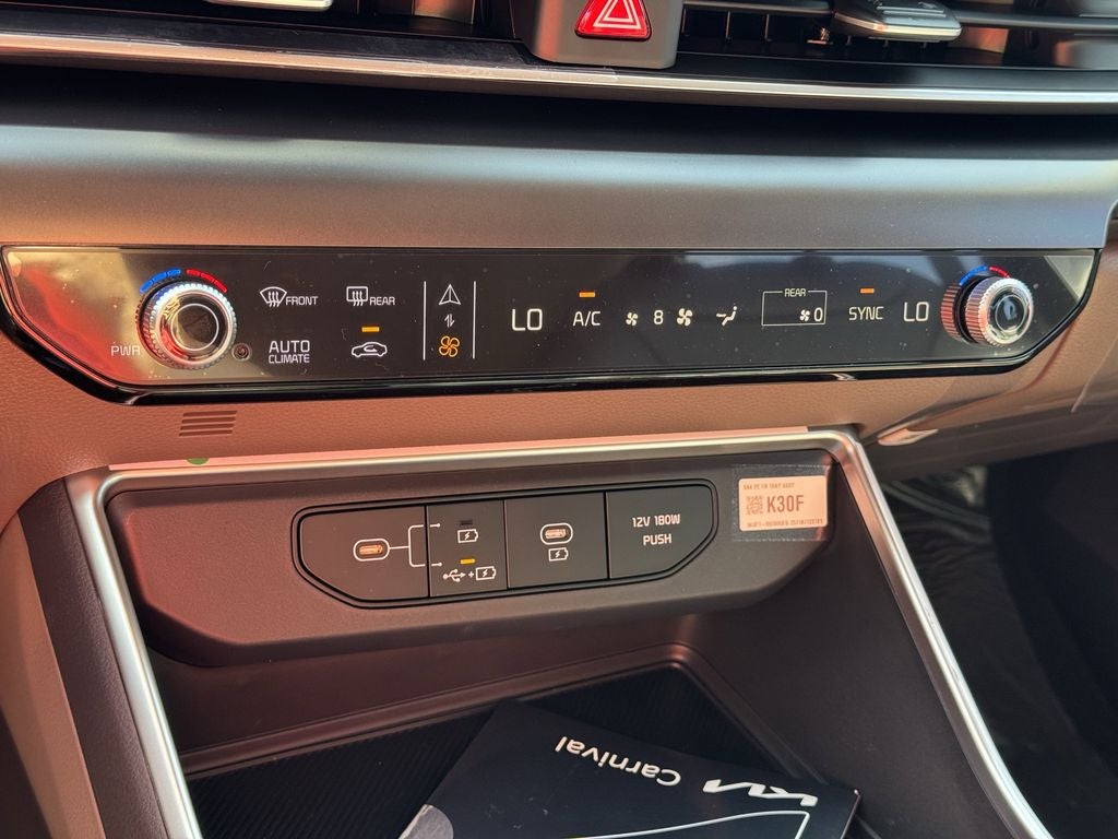 2026 Kia Carnival LX