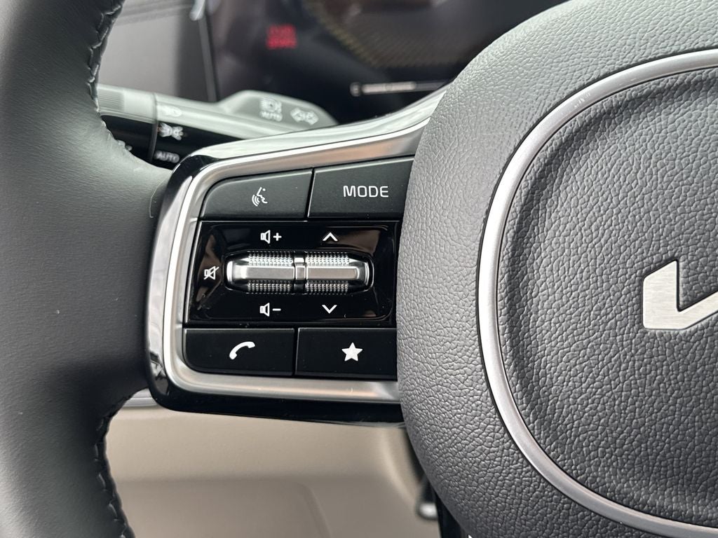 2026 Kia Carnival LX