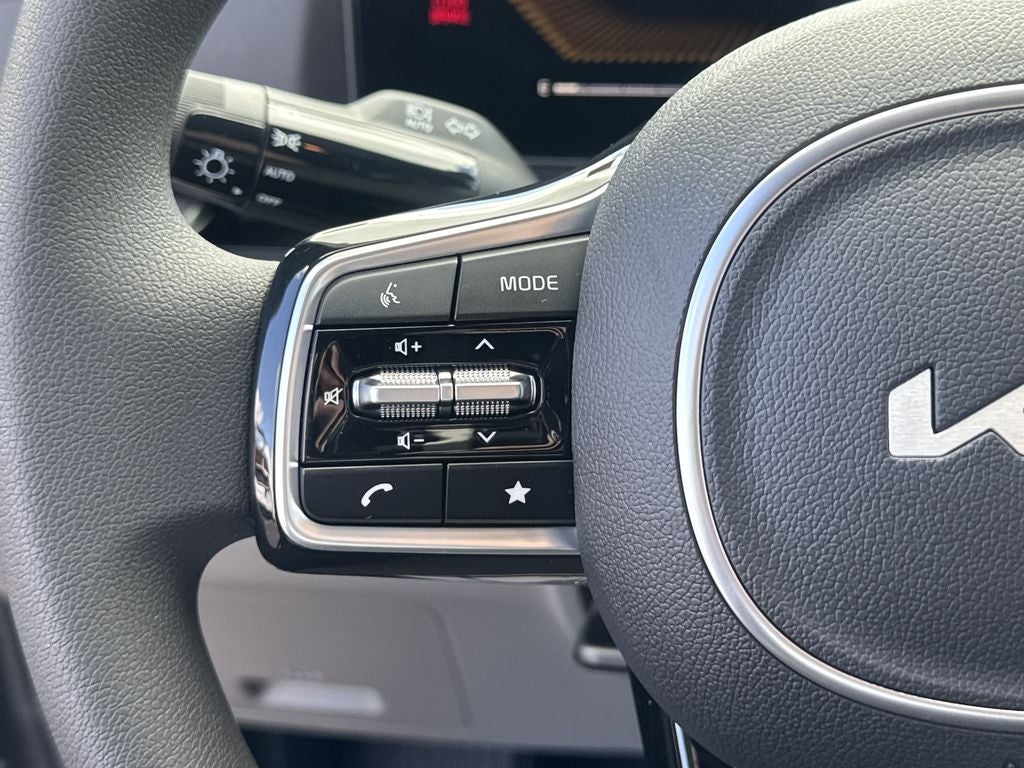 2026 Kia Carnival LX