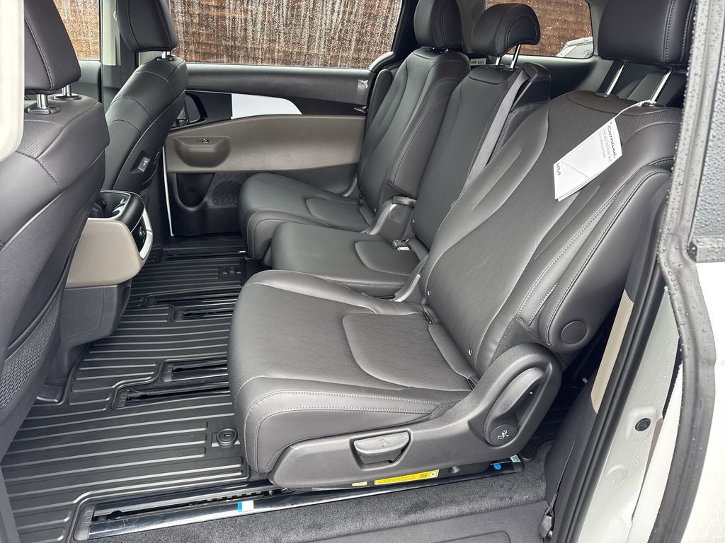 2026 Kia Carnival LX