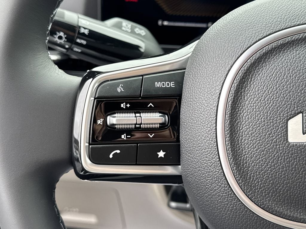 2026 Kia Carnival LX