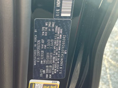 2026 Kia Carnival EX