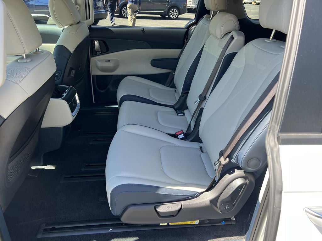 2025 Kia Carnival Hybrid EX