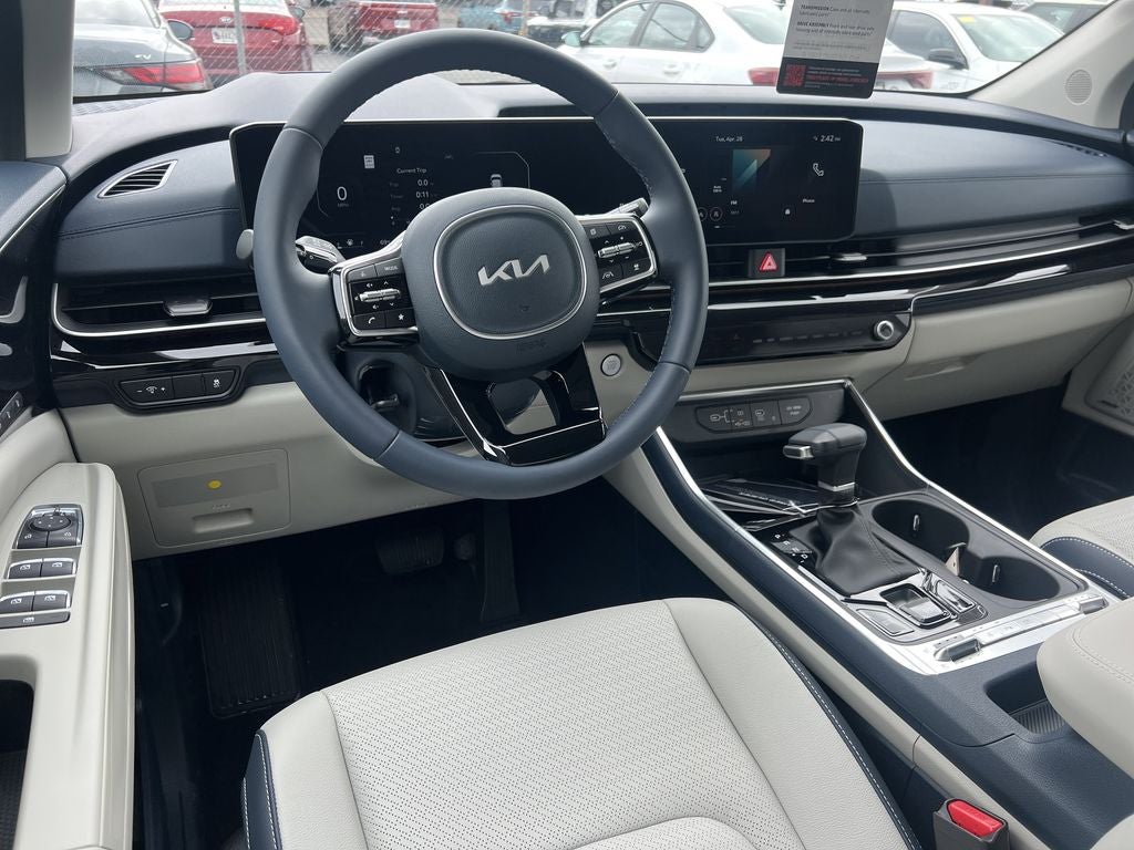 2026 Kia Carnival Base