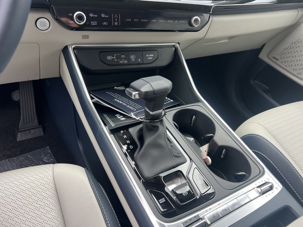 2026 Kia Carnival Base