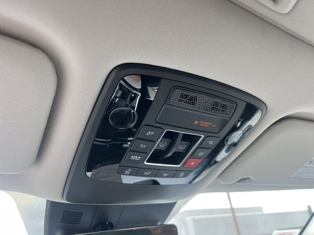 2026 Kia Carnival Base