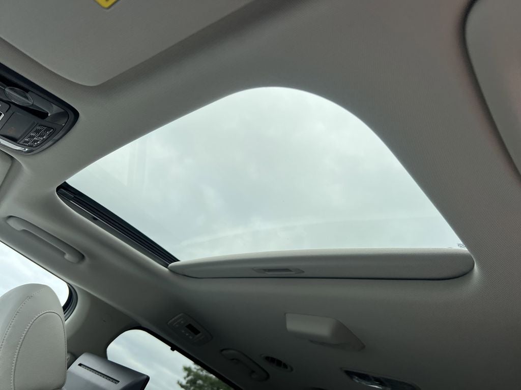 2026 Kia Carnival Base