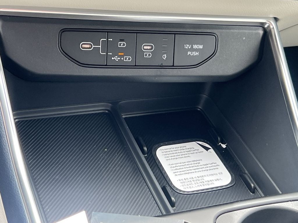 2026 Kia Carnival Base