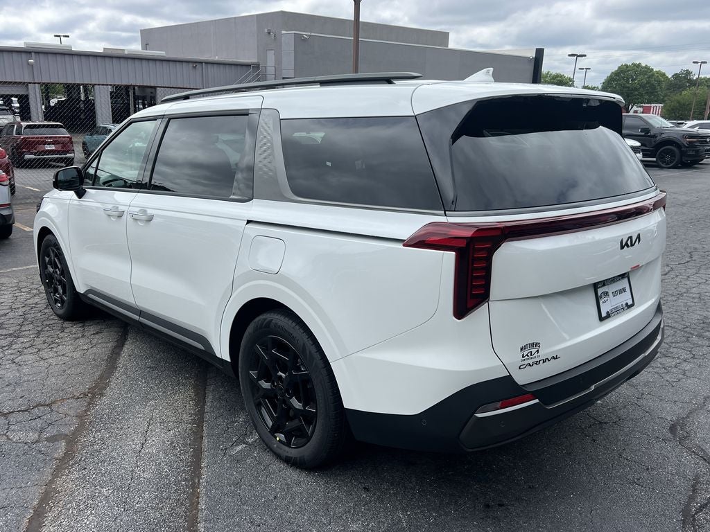 2026 Kia Carnival Base