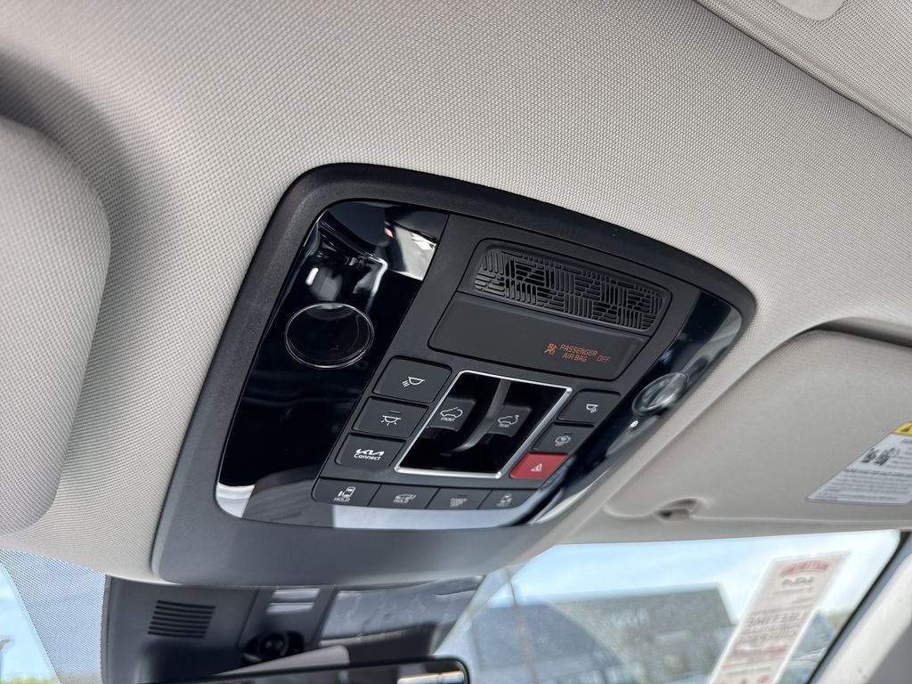 2026 Kia Carnival Base