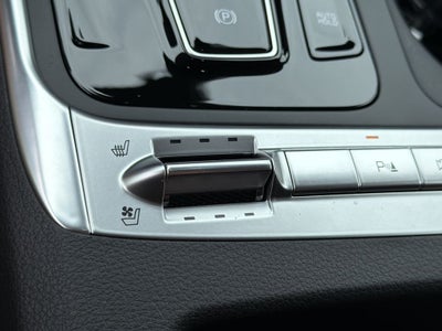 2026 Kia Carnival Hybrid Base