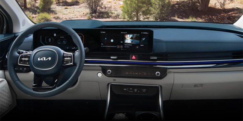 25 Carnival interior